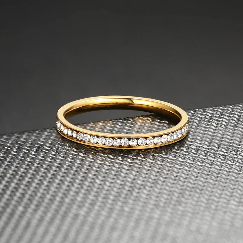Classic Sparkling Ring