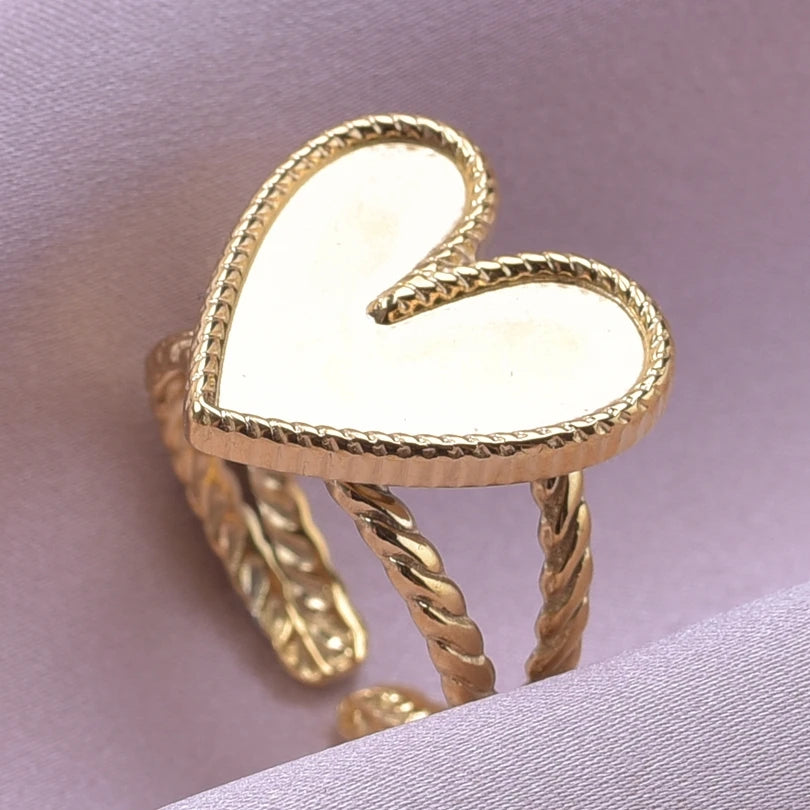 Teardrop Geometric Ring