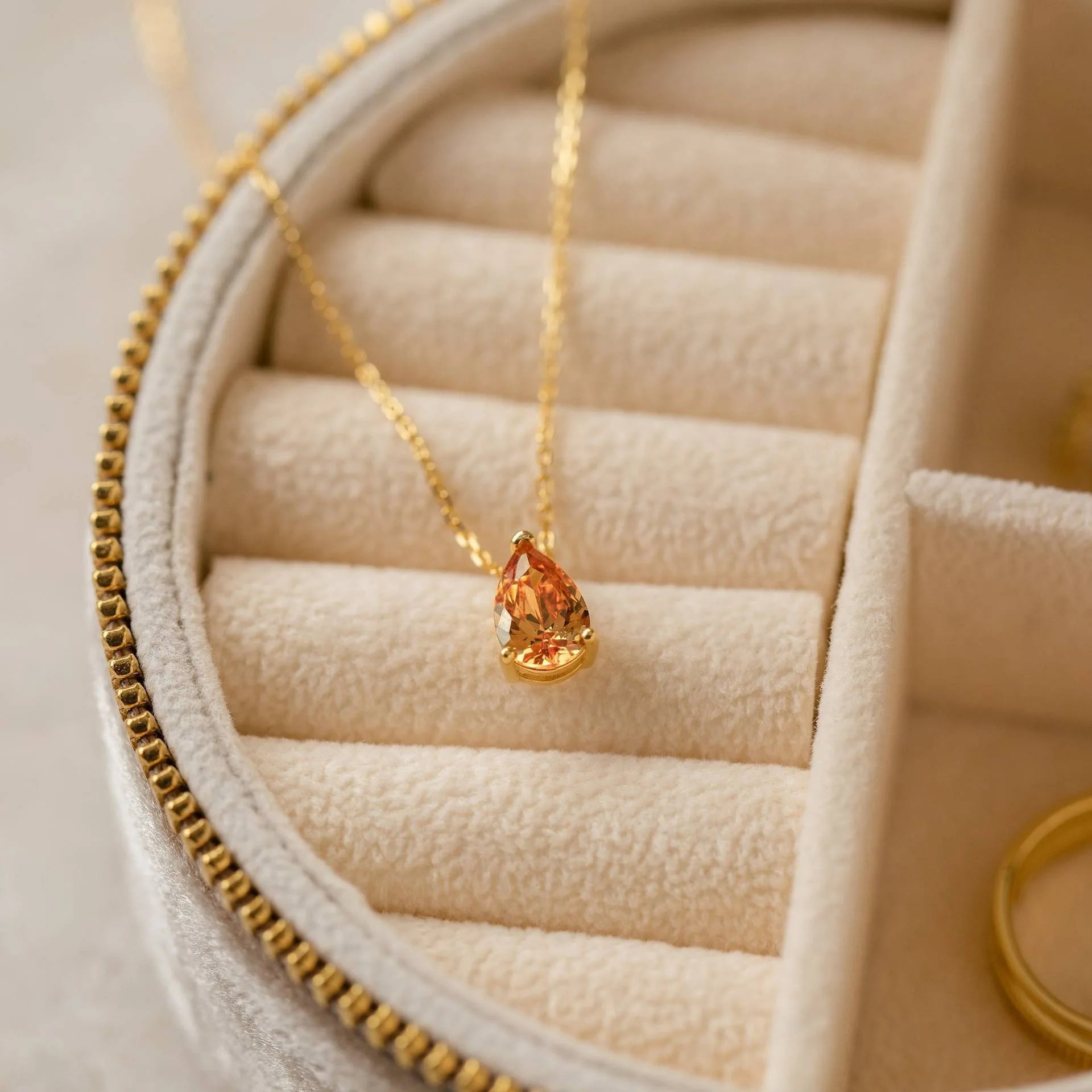 Teardrop Pendant Necklace