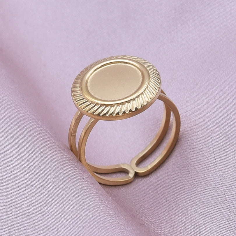 Teardrop Geometric Ring