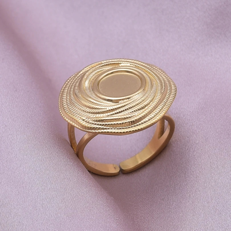 Teardrop Geometric Ring