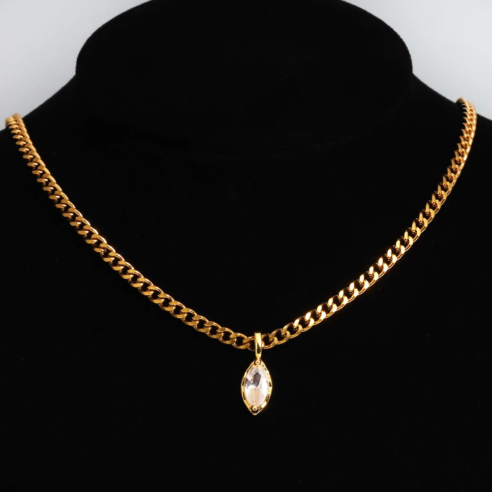 Pendant Zirconia Necklace