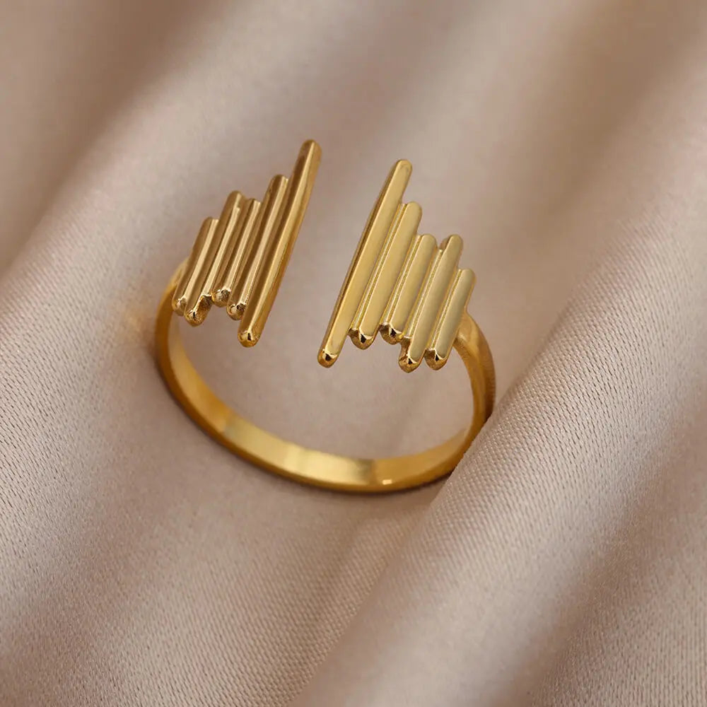 Geometric Hollow Ring