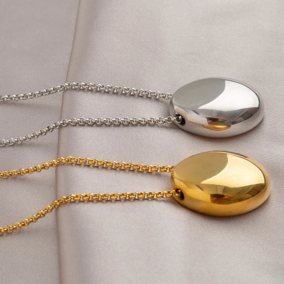 Oval Pendant Necklace