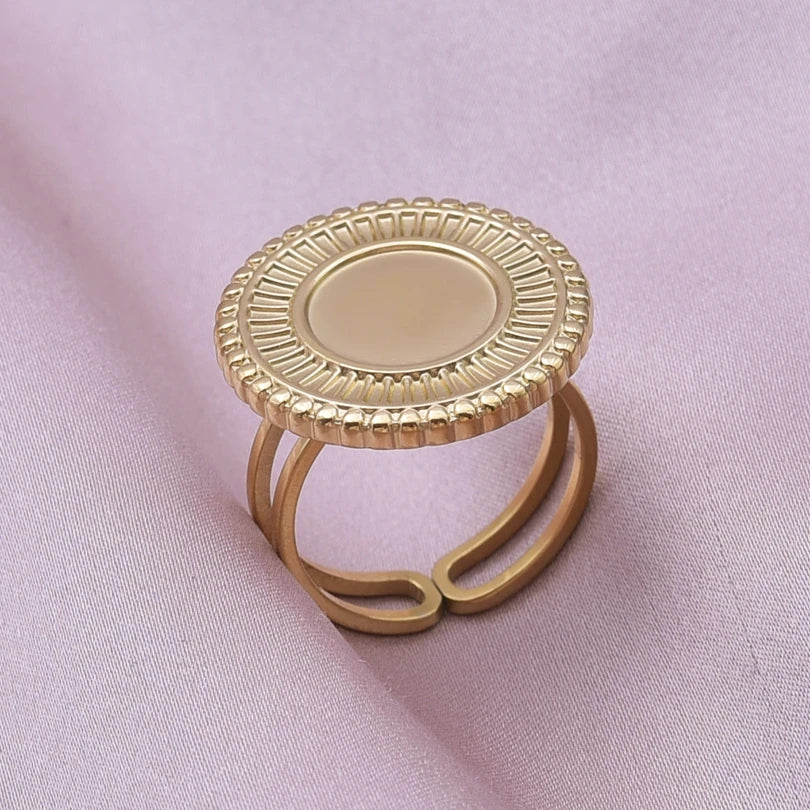 Teardrop Geometric Ring
