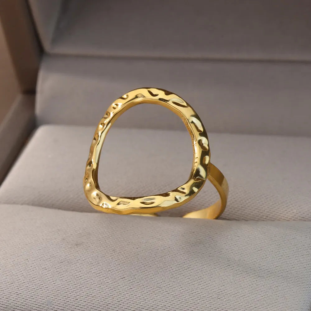 Geometric Hollow Ring