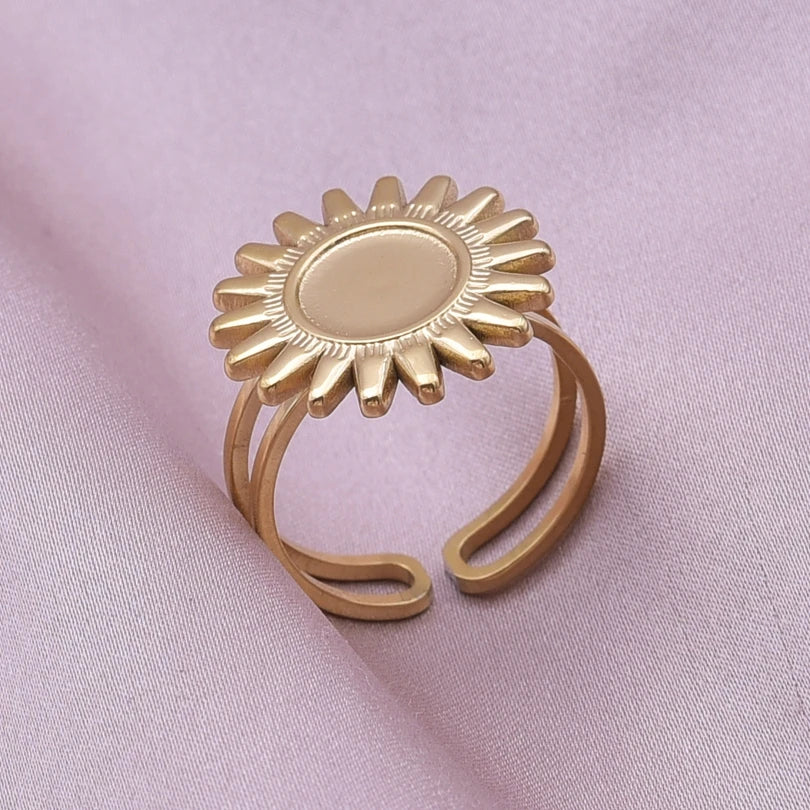 Teardrop Geometric Ring
