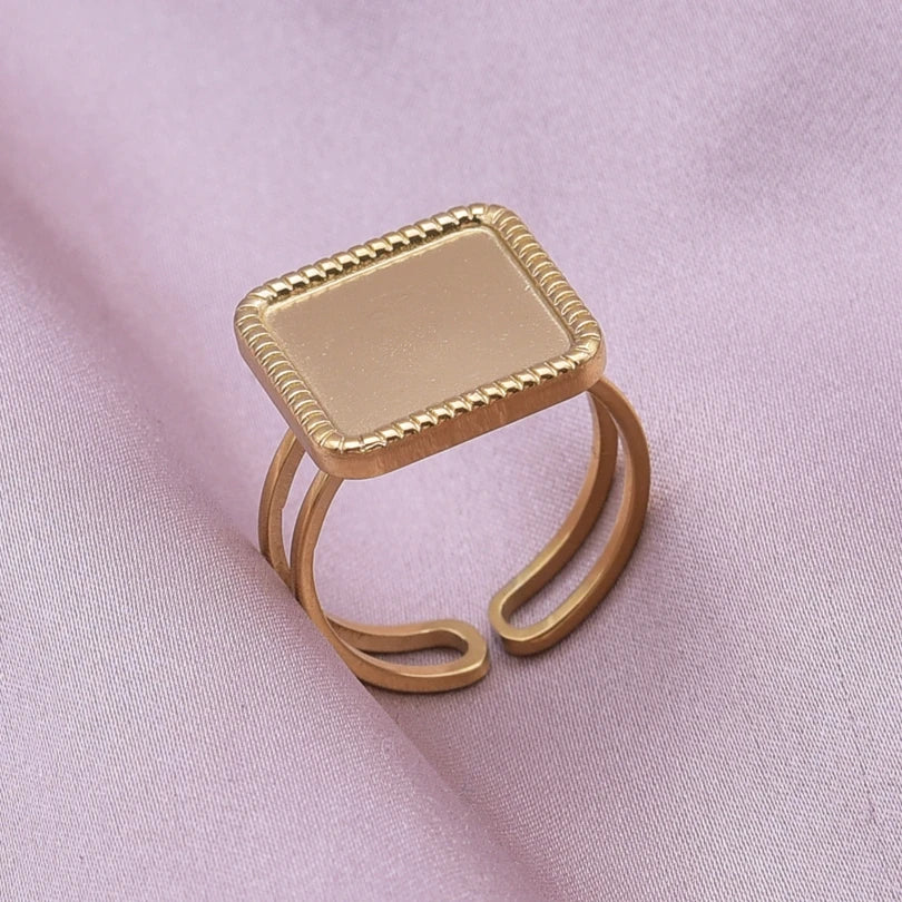 Teardrop Geometric Ring