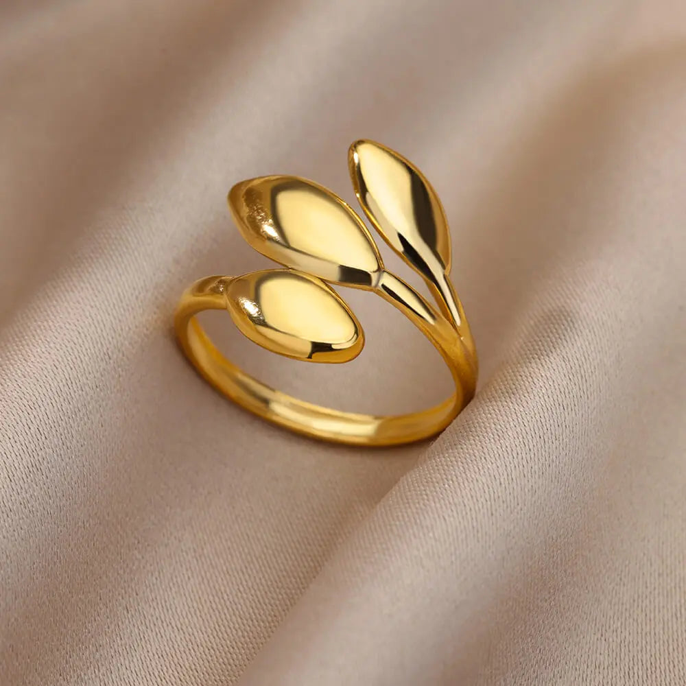Geometric Hollow Ring