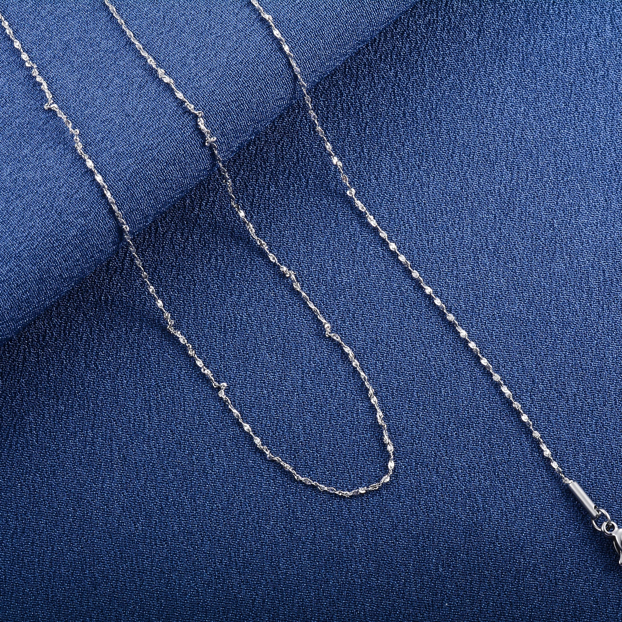 Classic Classic 4 Necklace
