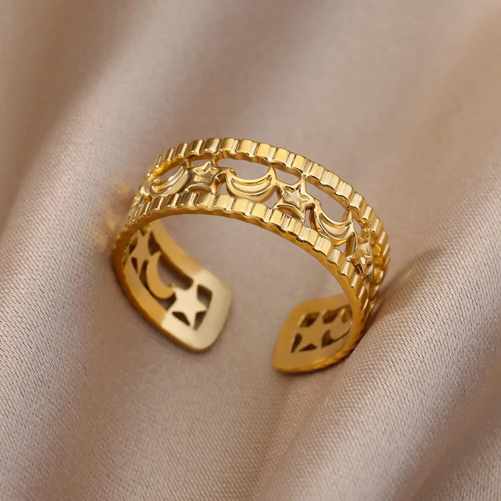 Geometric Hollow Ring