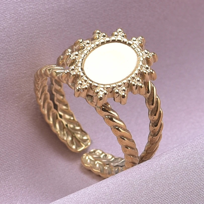 Teardrop Geometric Ring
