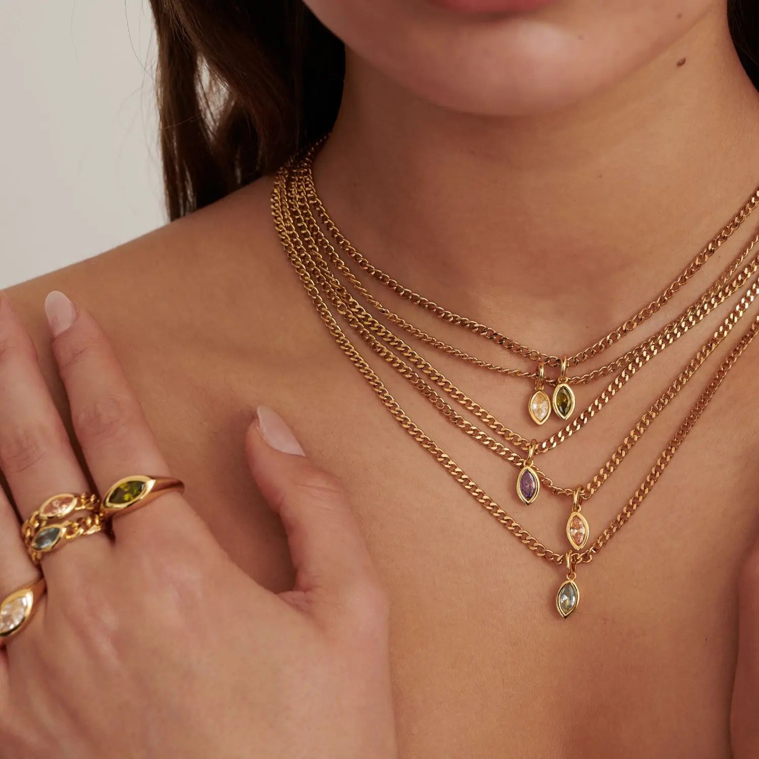 Pendant Zirconia Necklace