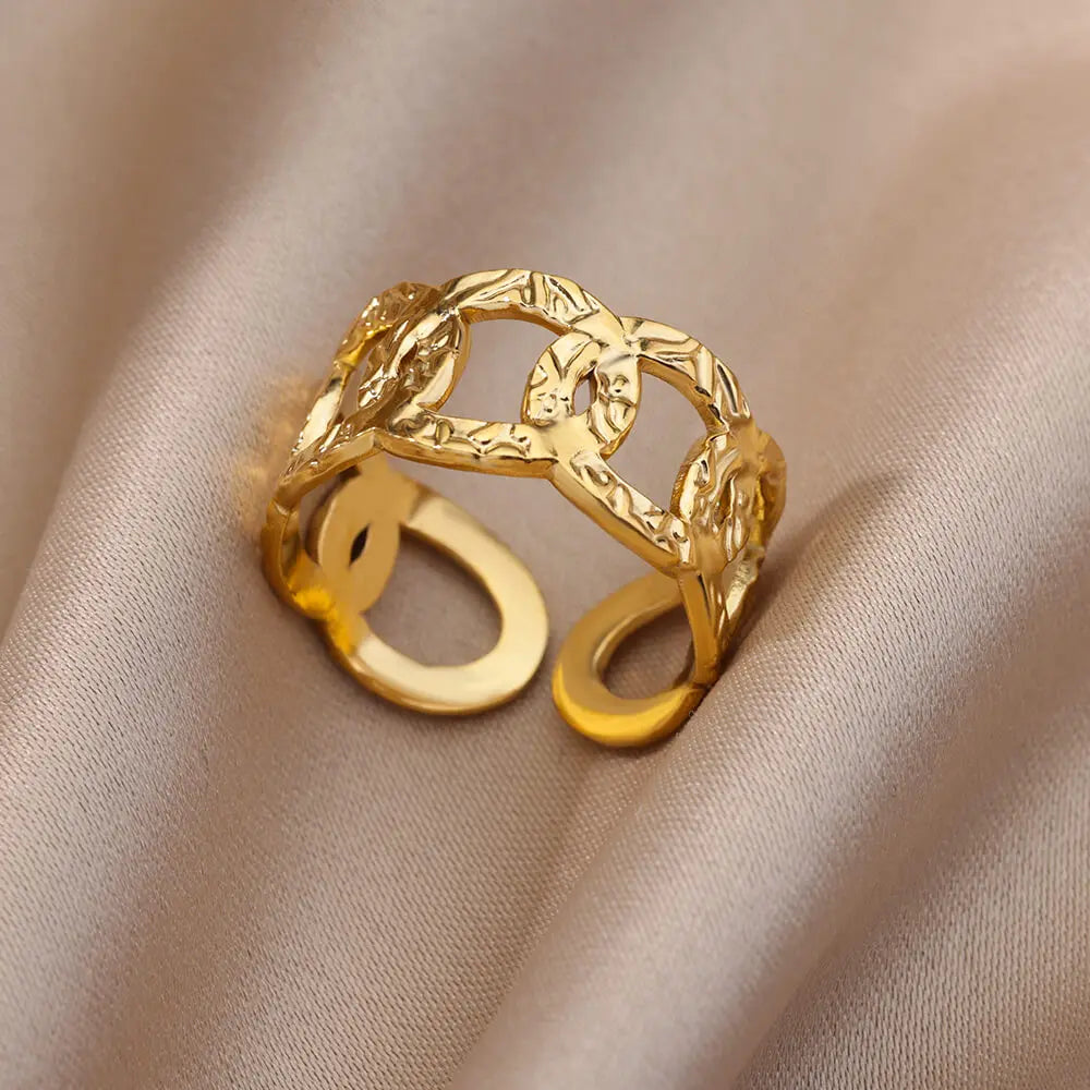Geometric Hollow Ring