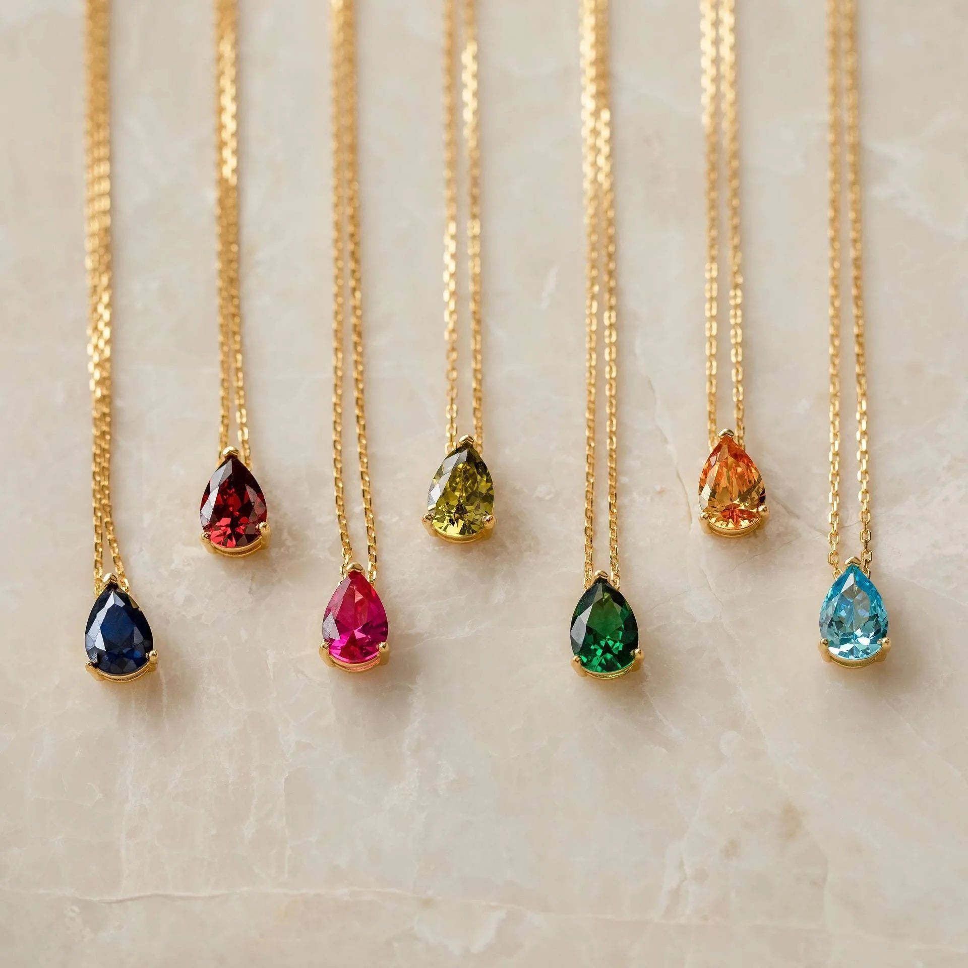 Teardrop Pendant Necklace