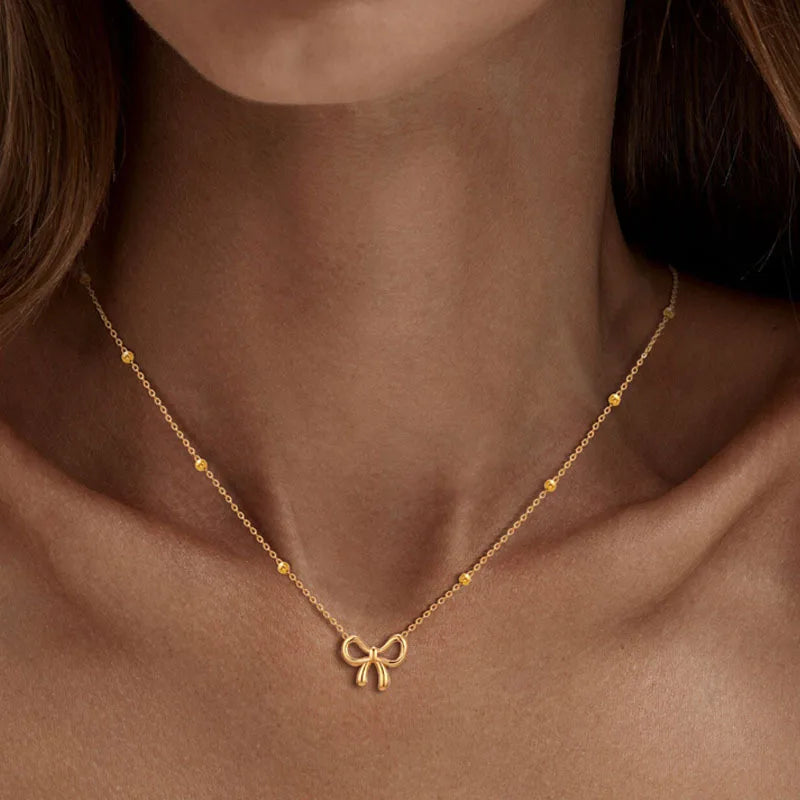 Pendant Open Necklace