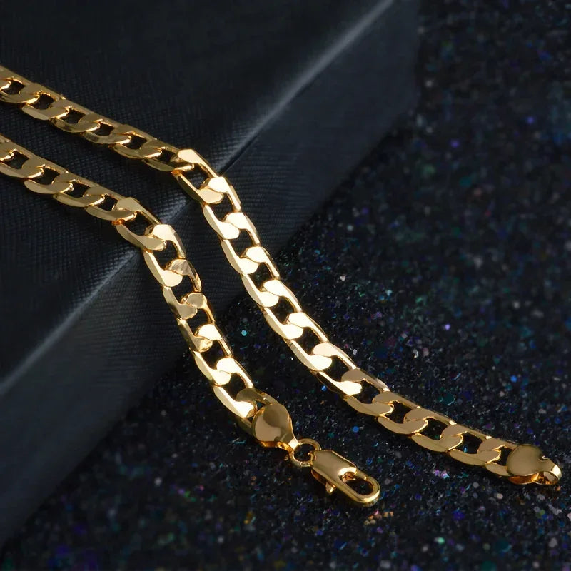 Classic Classic 5 Necklace
