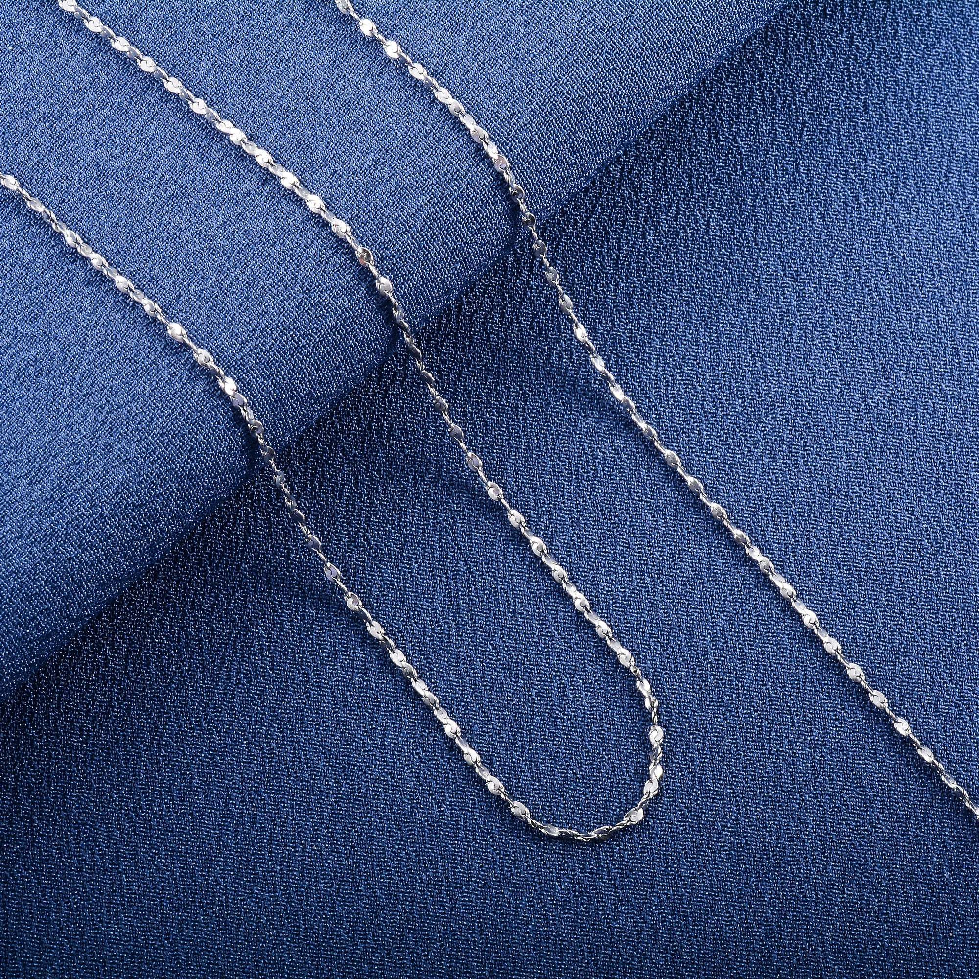 Classic Classic 4 Necklace