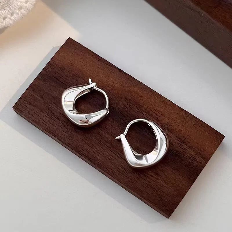 Classic Hoop Classic 1 Earrings