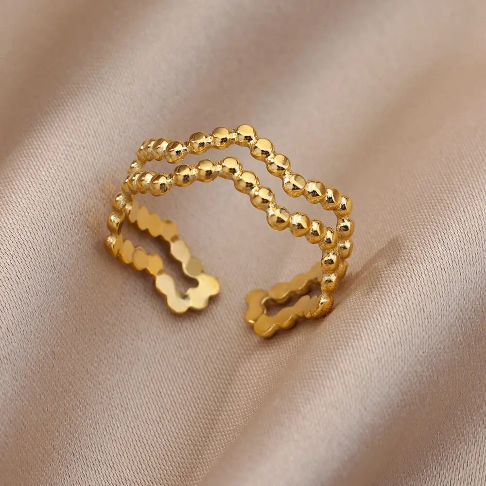 Geometric Hollow Ring