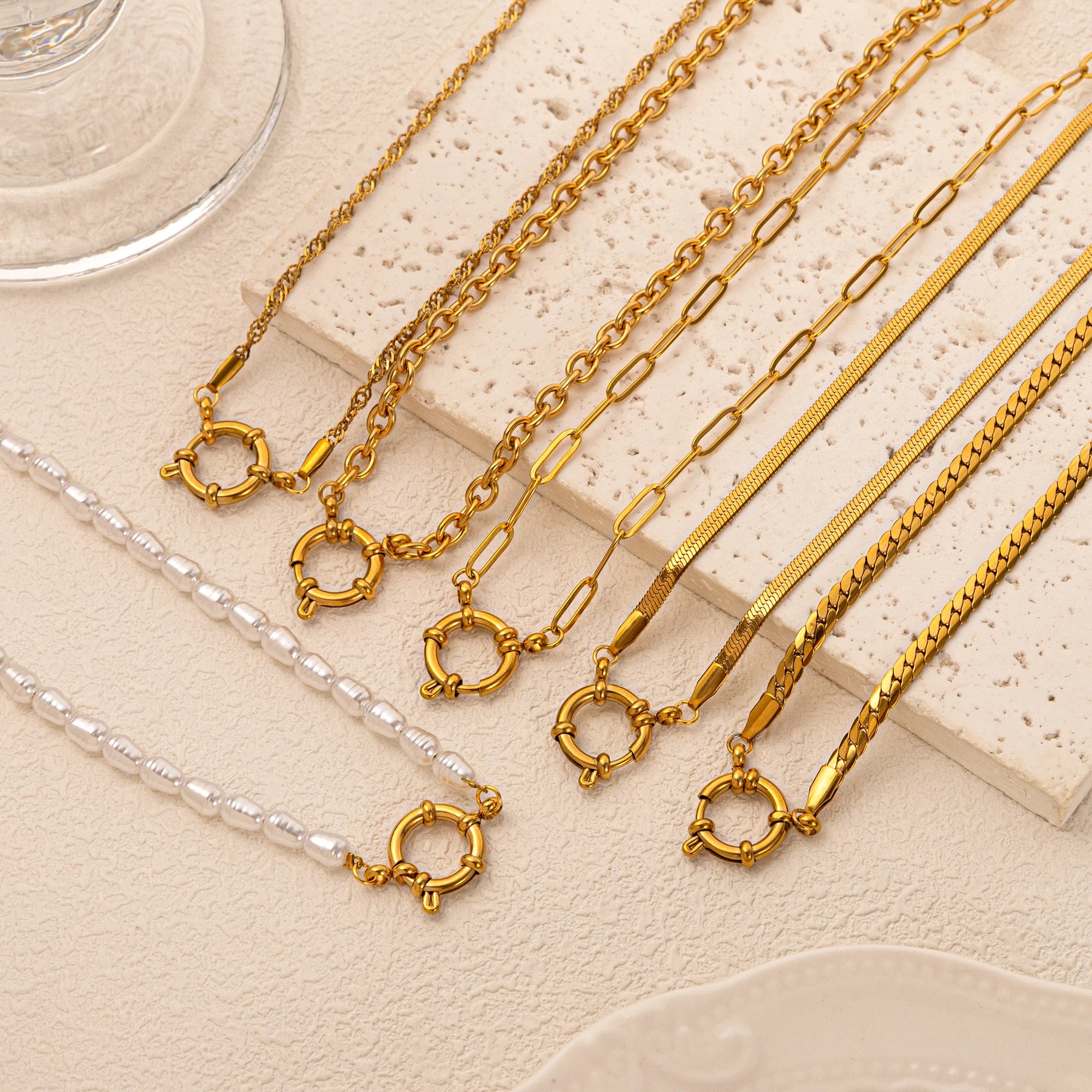 Classic Classic 9 Necklace
